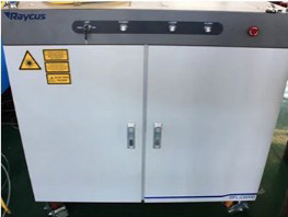 Fiber Laser Cutting Machine with Shuttle Table