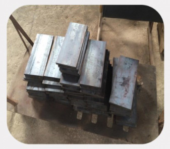 Crusher Machine Blade