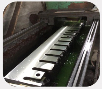 Crusher Machine Blade