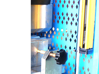 CNC Servo Electro-Hydraulic Press Brake, with DELEM DA66T Controller