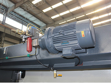 CNC Servo Electro-Hydraulic Press Brake, with DELEM DA52S Controller