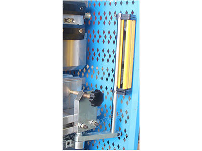 CNC Servo Electro-Hydraulic Press Brake, with DELEM DA52S Controller