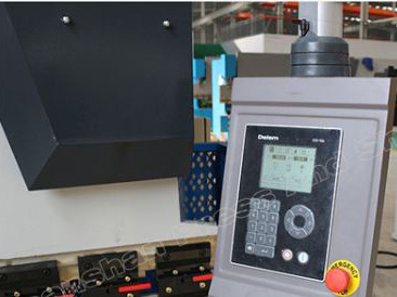 Hydraulic Press Brake with DA41S Controller