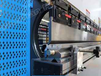 Hydraulic Press Brake with DA41S Controller