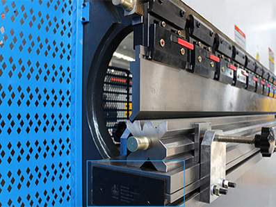 CNC Servo Electro-Hydraulic Press Brake, with DELEM E200P Controller