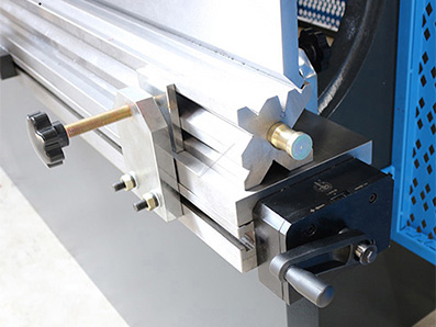 CNC Servo Electro-Hydraulic Press Brake, with DELEM E200P Controller