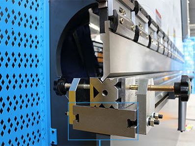 CNC Servo Electro-Hydraulic Press Brake, with DELEM E21 Controller