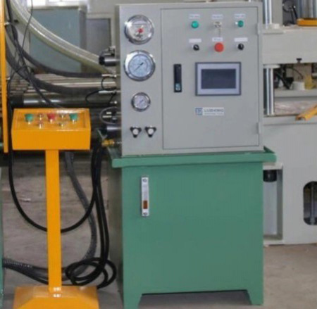 Four Column Hydraulic Press,  Type Y32